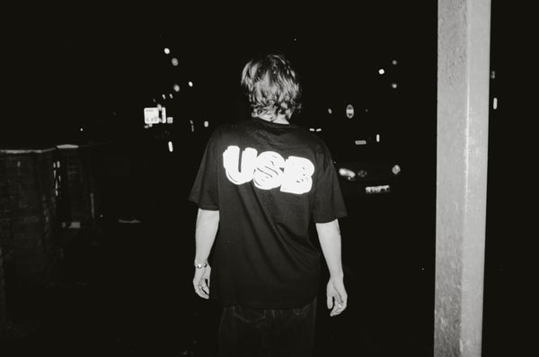 usb reflective black tee