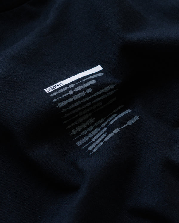 usb reflective black tee