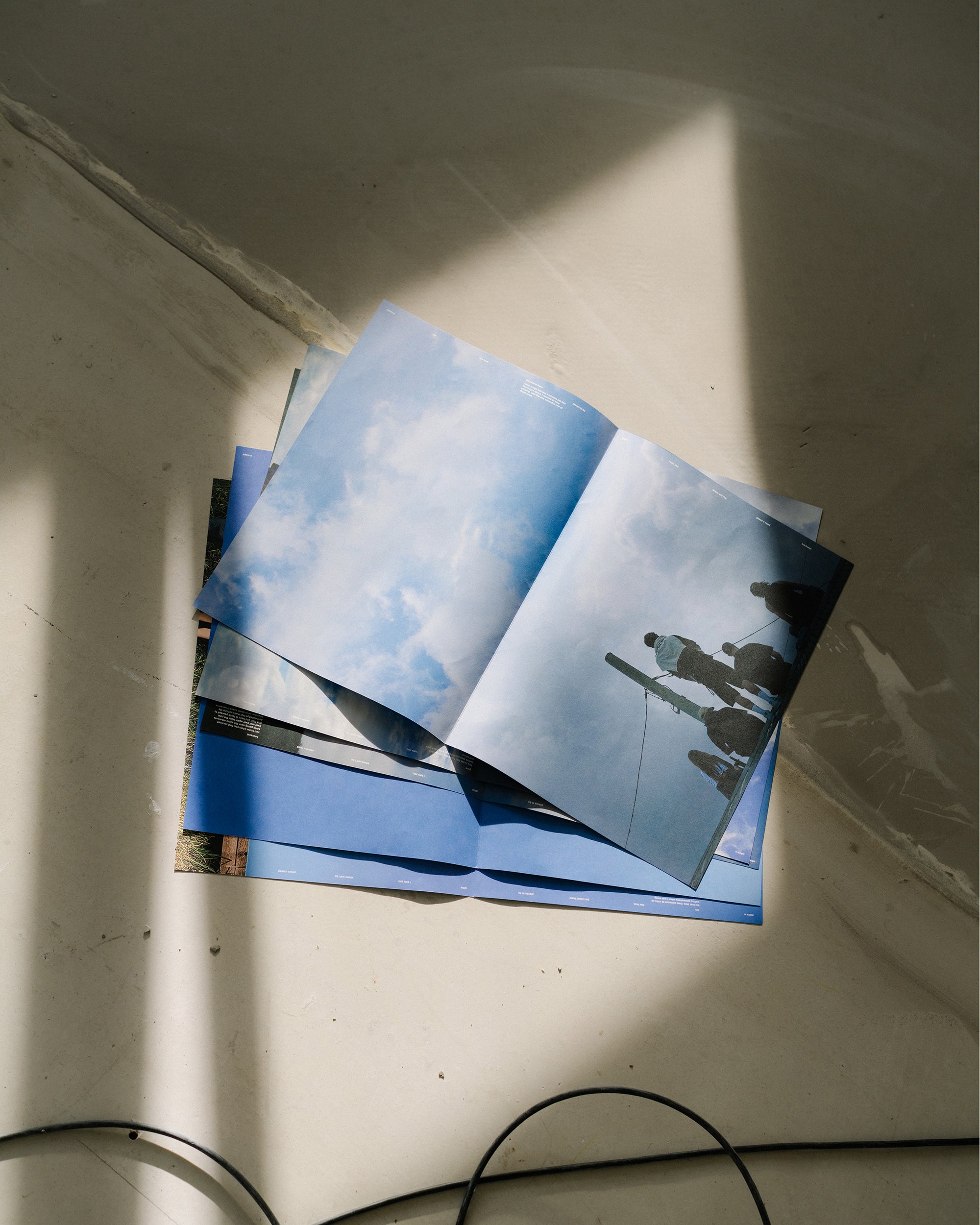 fred again.. ポスターブックレット ten days poster booklet – Fred again.. US